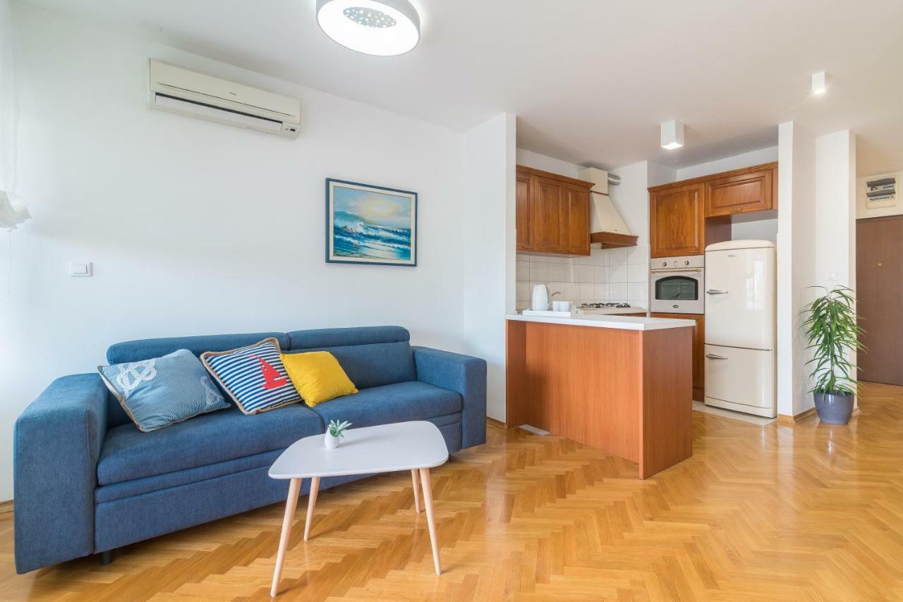 Anina Apartment *
