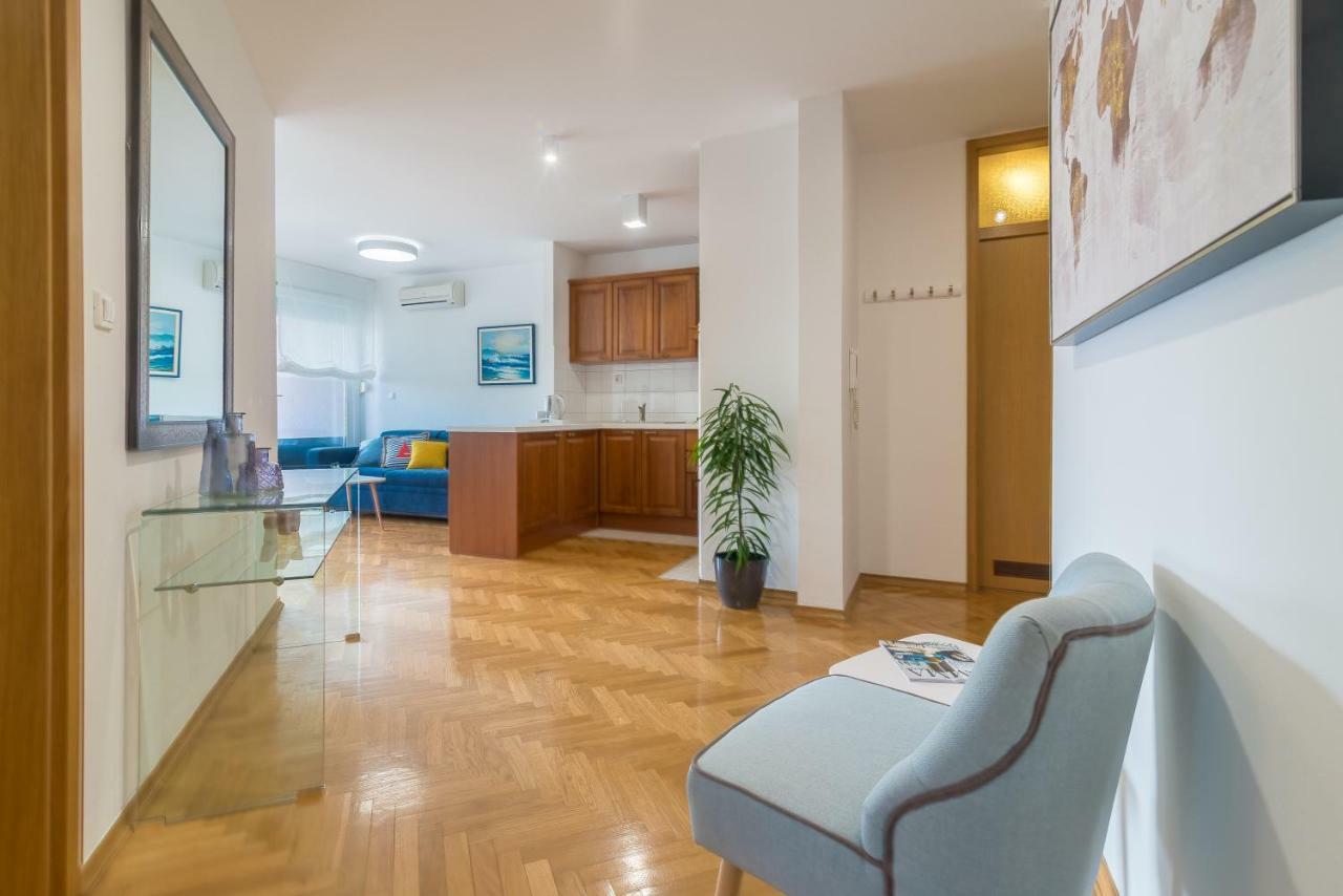 Anina Apartment